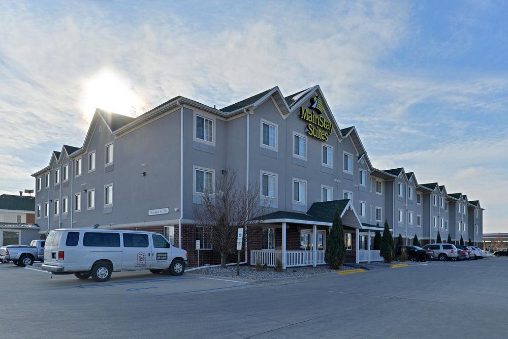 Mainstay Suites Fargo - I-94 Medical Center Exterior photo